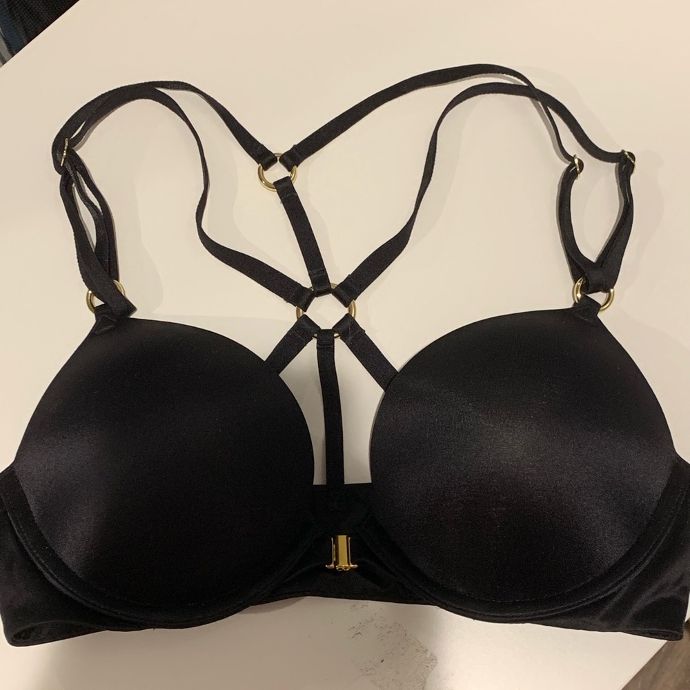 Victoria secret bombshell